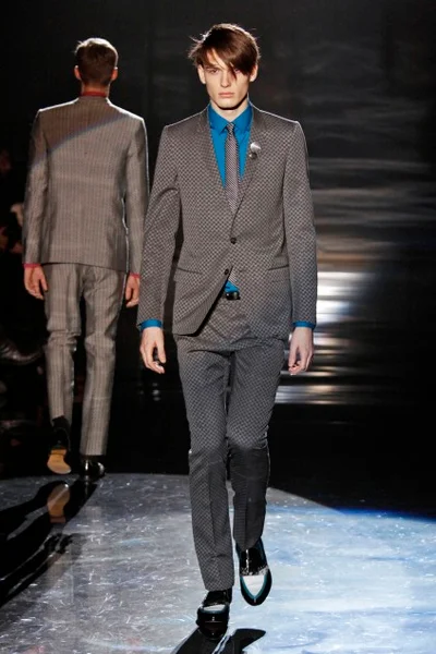 Look 5